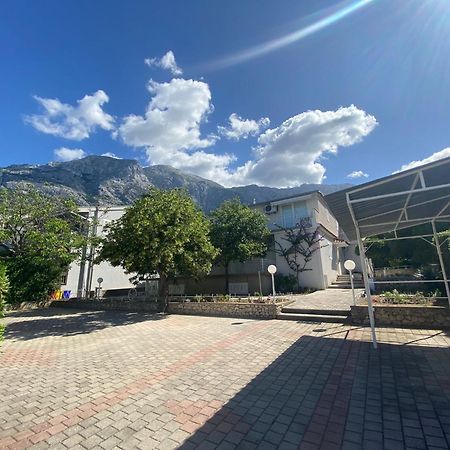 Apartmani Mare Baska Voda Exterior photo