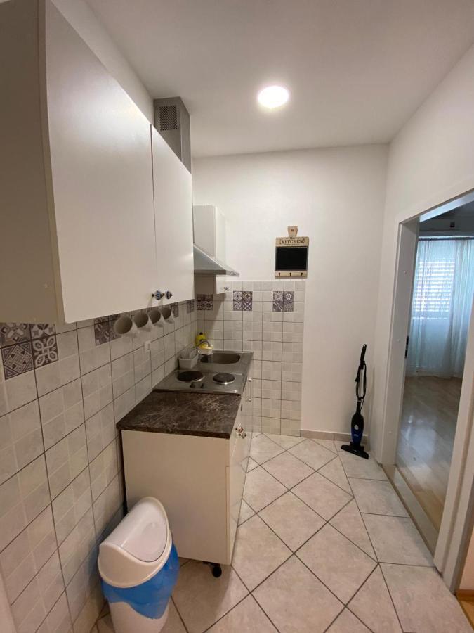 Apartmani Mare Baska Voda Exterior photo