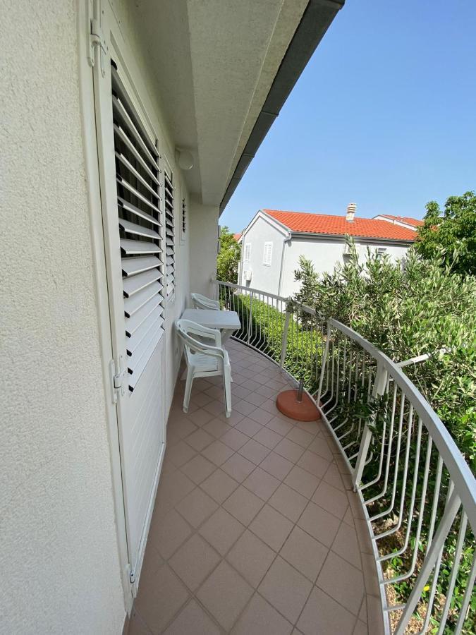 Apartmani Mare Baska Voda Exterior photo
