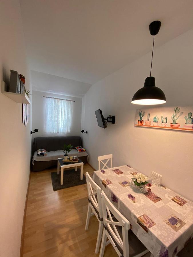 Apartmani Mare Baska Voda Exterior photo