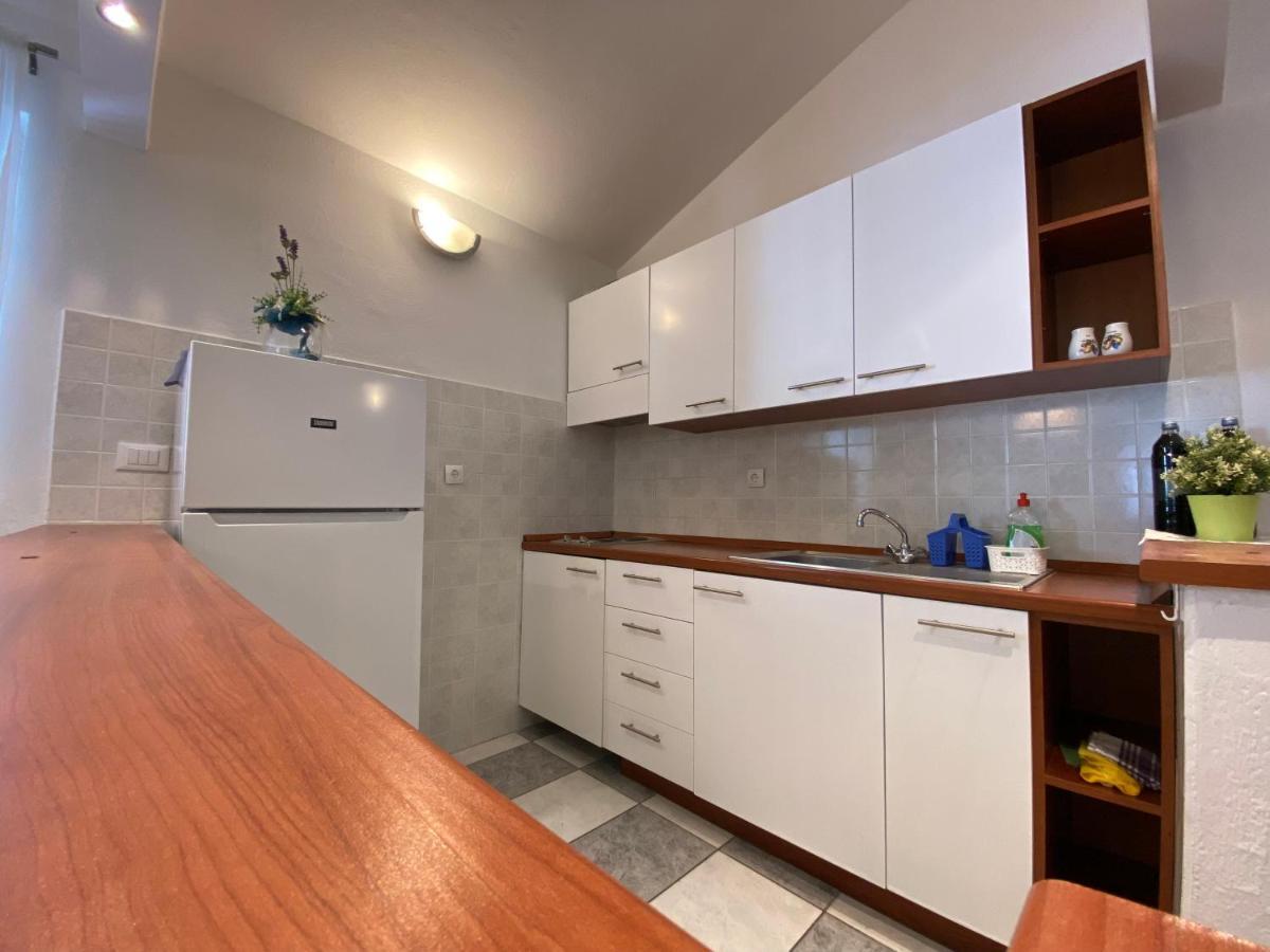 Apartmani Mare Baska Voda Exterior photo